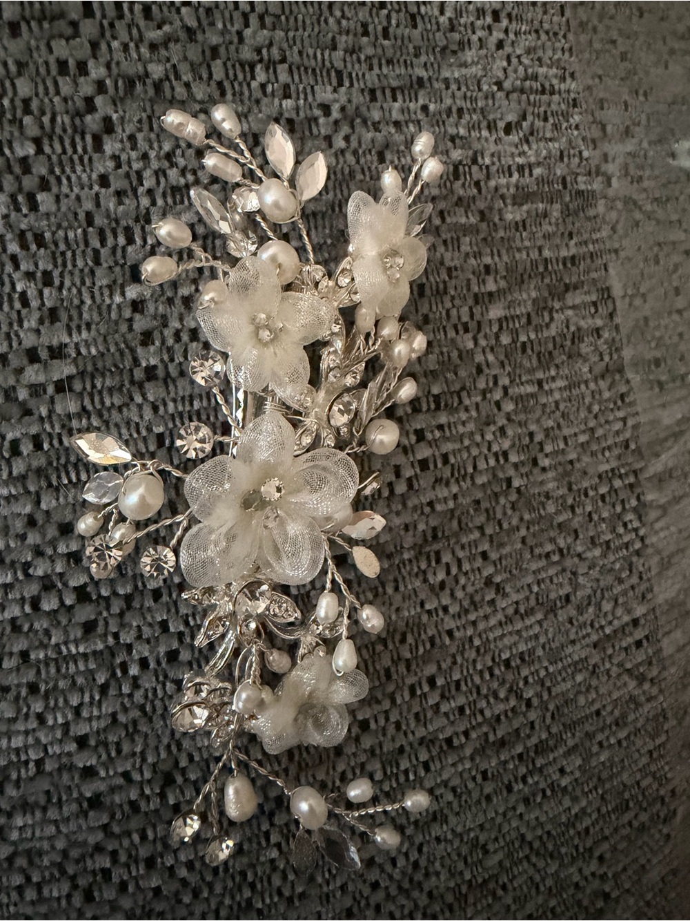 Delicate Floral Pearl and Crystal Hair Vine - Ivory & Silver - Picture 5 of 6